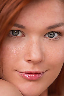 mia sollis navee deltagamma indoor redhead green eyes tight ...